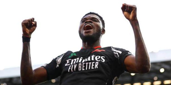 超级替补+超级门神！2连胜阿森纳报埃梅里双杀之仇