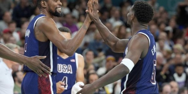 开云app-爱德华兹感受偶像力量，与杜兰特做队友助他成长