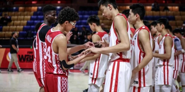 U16亚洲杯：中国男篮大胜巴林晋级半决赛 锁定U17世界杯入场券