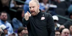 Shams：詹金斯今早被灰熊队叫到办公室当面解雇 令人震惊！