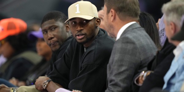 开云平台-拉科布向库明加明确表态期待其长期效力勇士