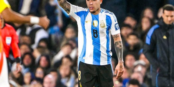 开云体育-记者：恩佐因红牌停赛两场而缺席阿根廷队新一期大名单